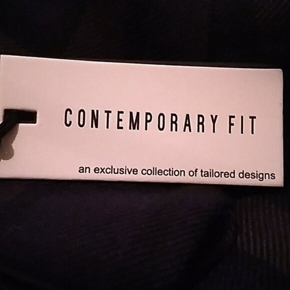 Sharply Tailored Belle Vere Blazer Single Button CloseTriple Button Cuff - Picture 7 of 7